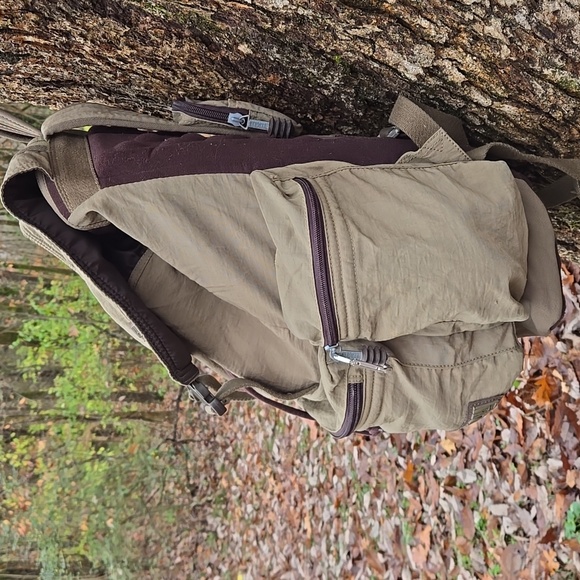 HEDGREN! Olive Green Backpack. Solid Glory. Perfect Condition! - Picture 7 of 16